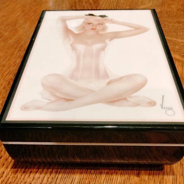 Alberto Vargas April 1943 Esquire Lacquer Box